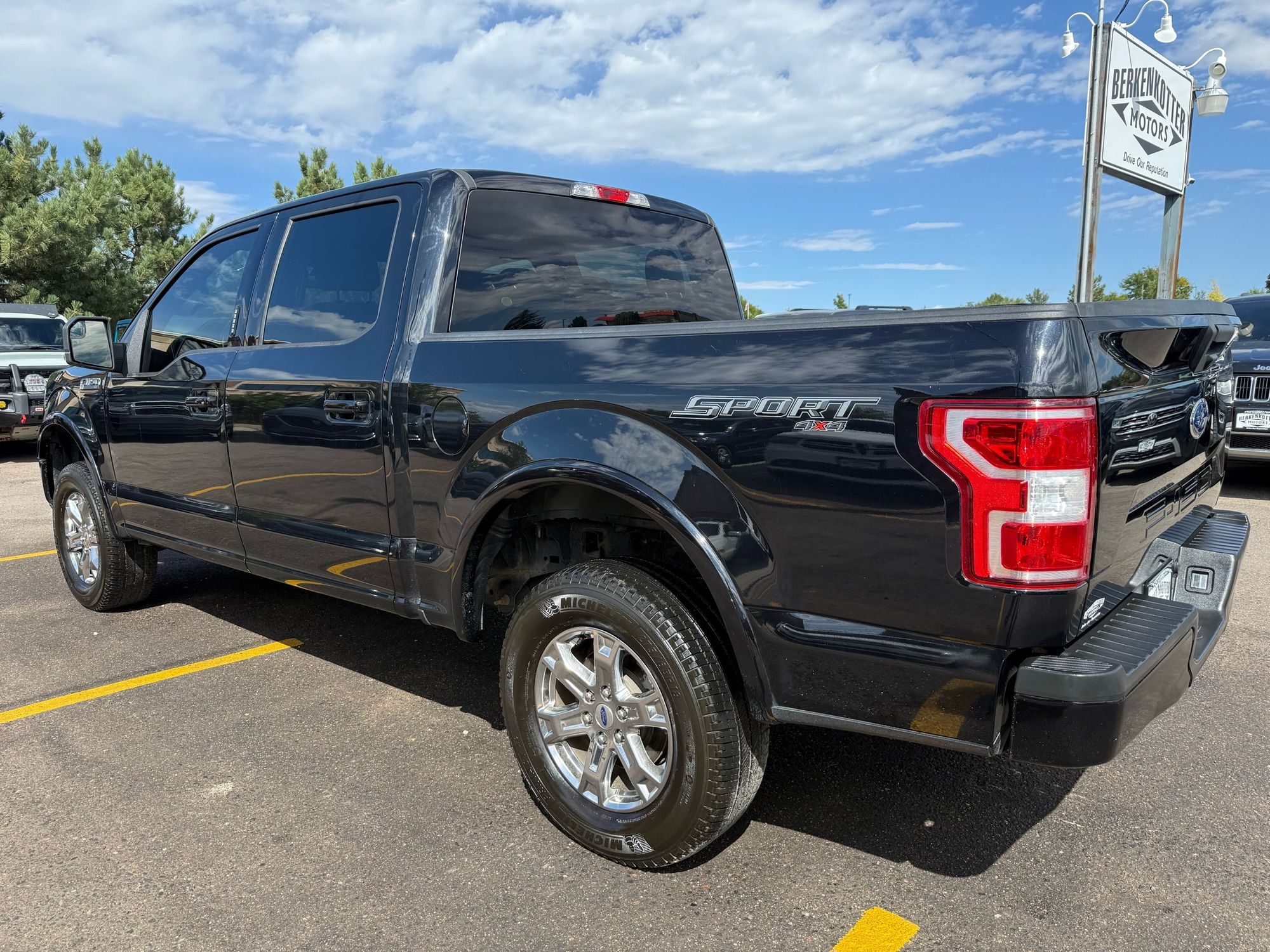 2019 Ford F-150 XLT photo 5