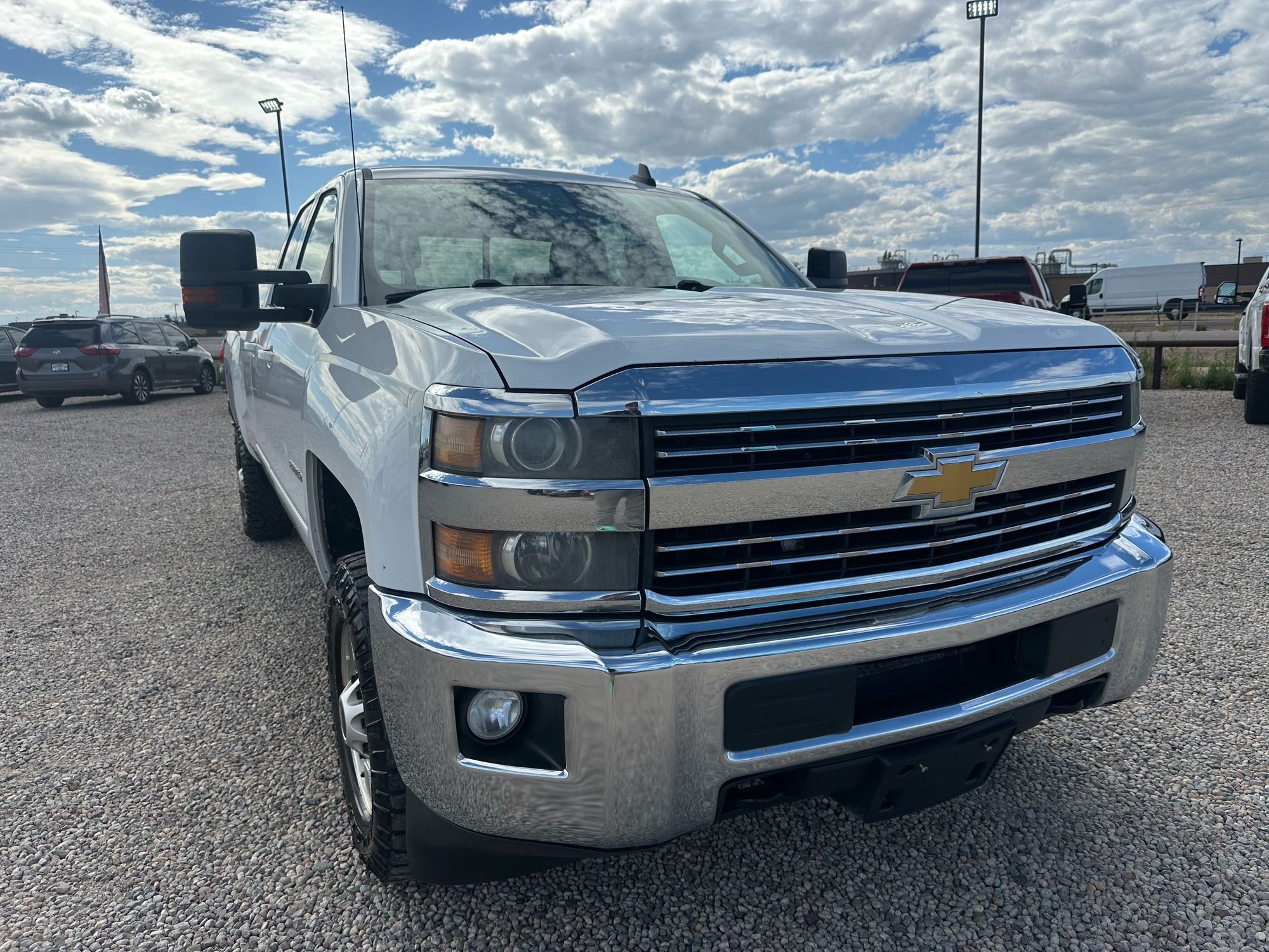 2015 Chevrolet Silverado 2500HD LT photo 2