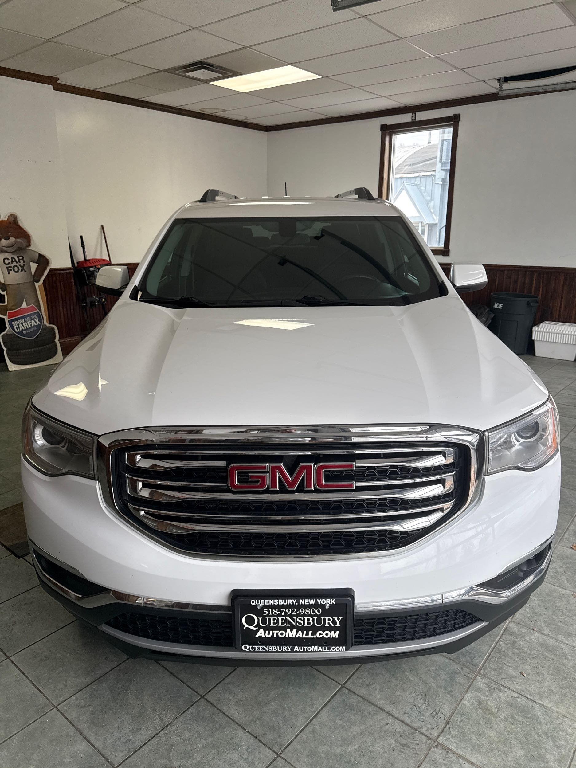 2018 Gmc Acadia SLE photo 2