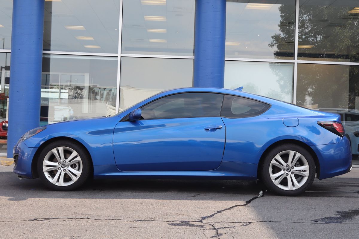 2010 Hyundai Genesis Coupe 2.0T Premium