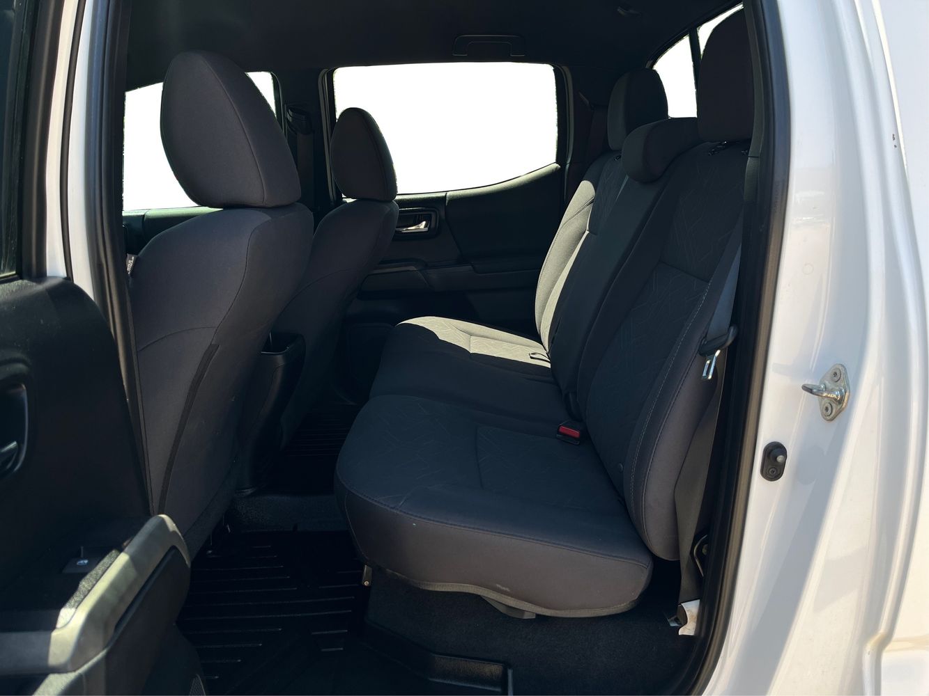 2017 Toyota Tacoma TRD Sport - Photo 10