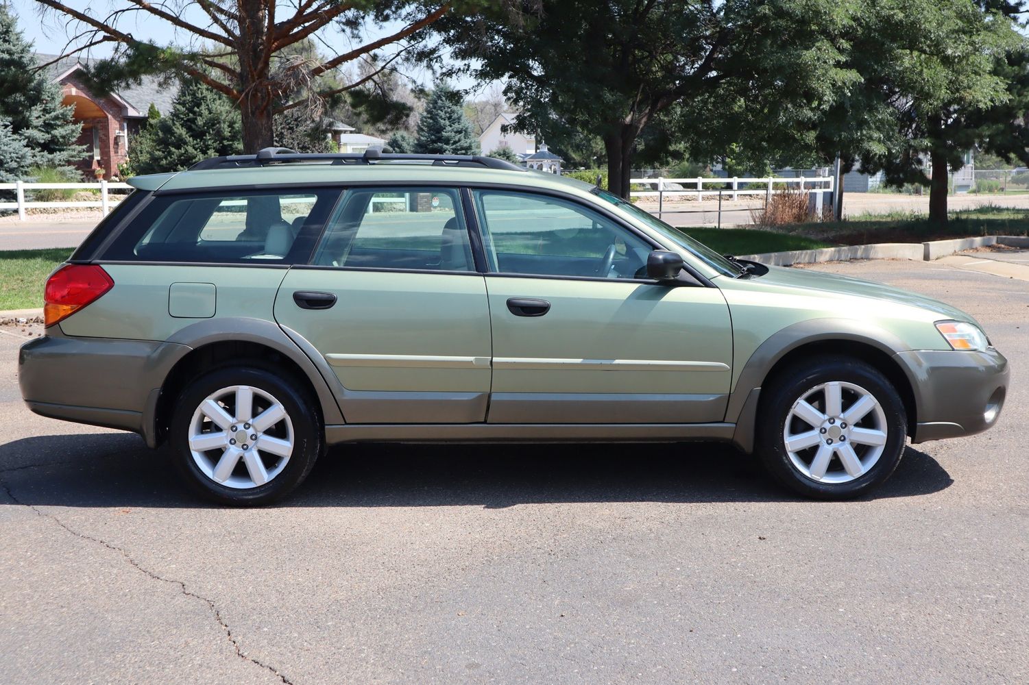 2007 Subaru Outback 2.5i Basic | Victory Motors of Colorado