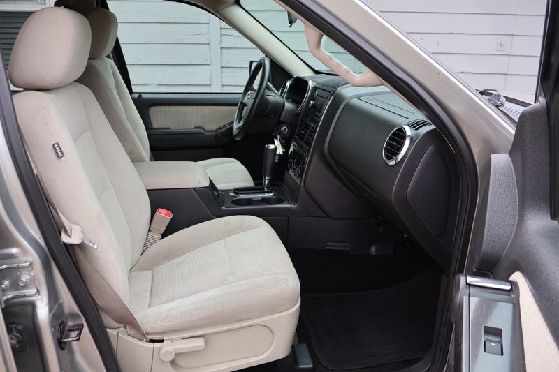 2008 Ford Explorer XLT | Victory Motors of Colorado