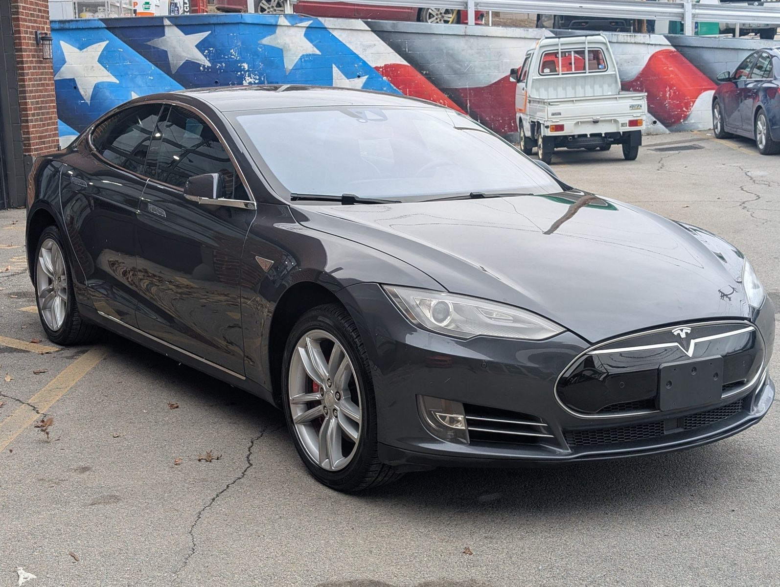 2014 Tesla Model S 6