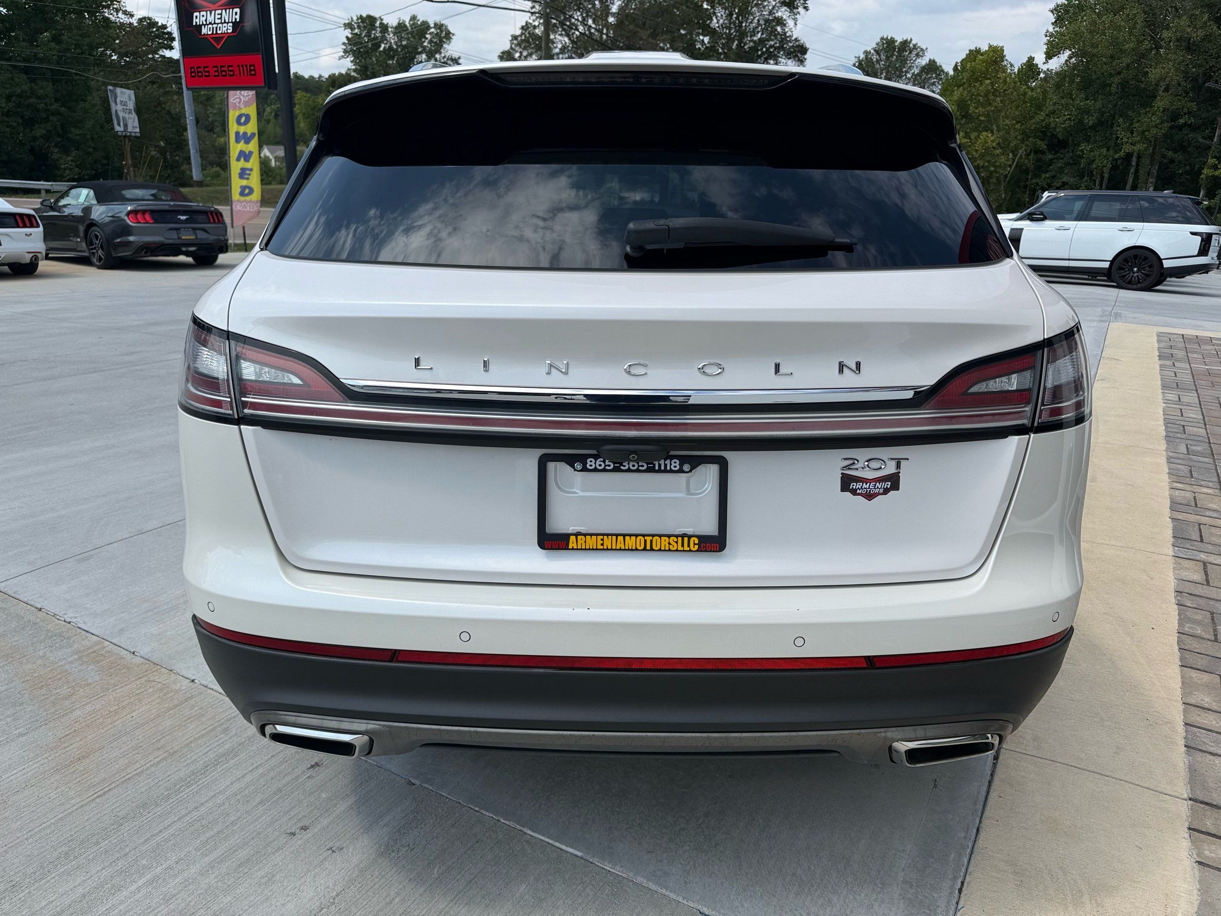 2019 Lincoln Nautilus Reserve photo 2