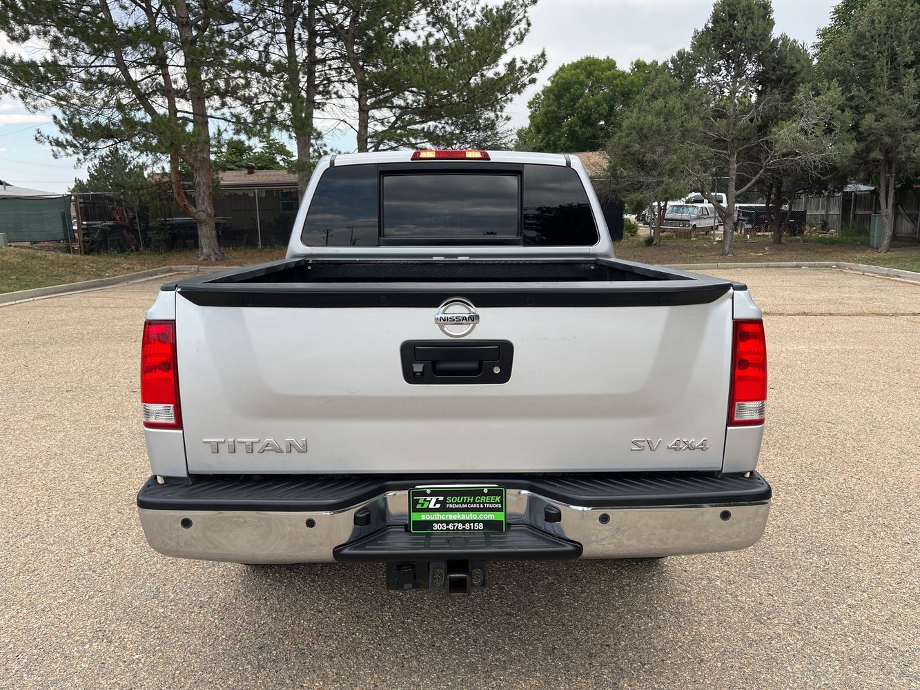 2014 Nissan Titan SV photo 6
