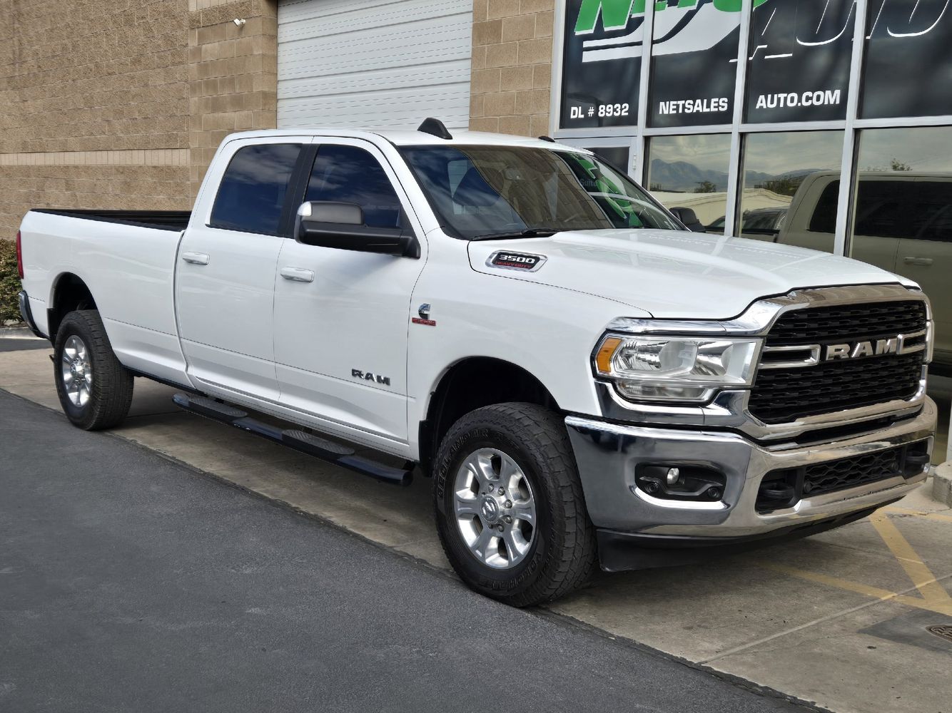 2022 Ram 3500 Big Horn Lone Star photo 7