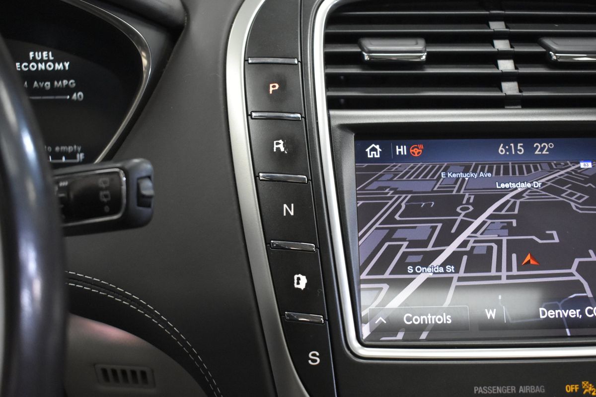 2019 Lincoln Nautilus Black Label