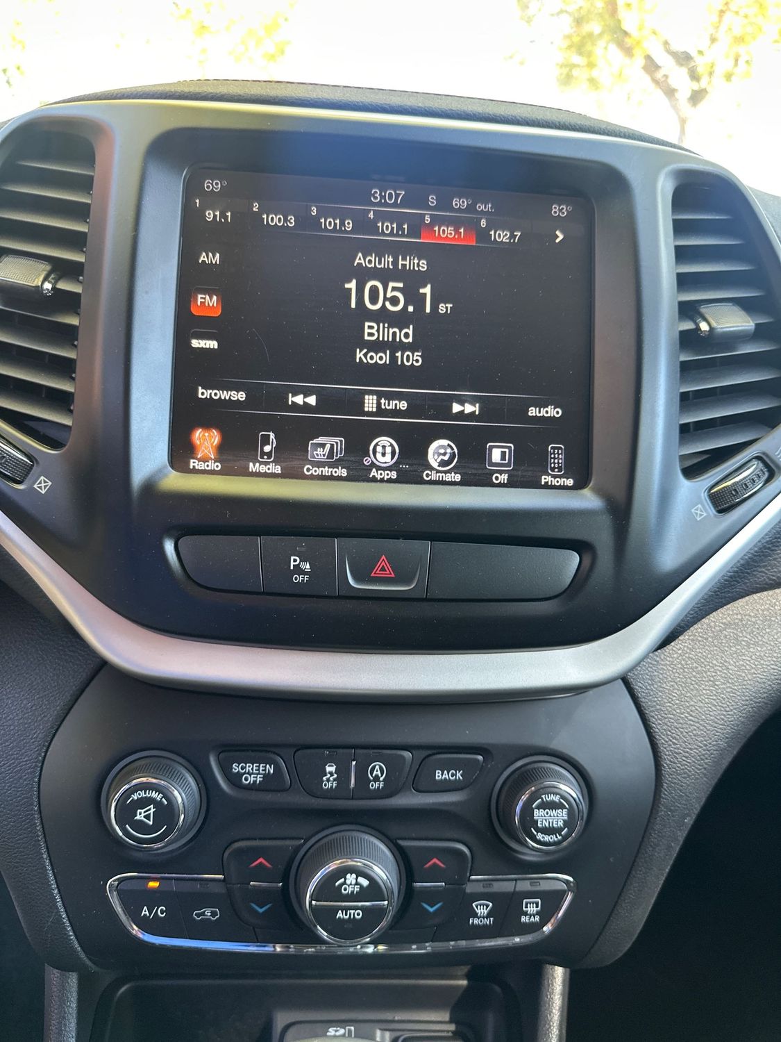 2018 Jeep Cherokee Trailhawk photo 13