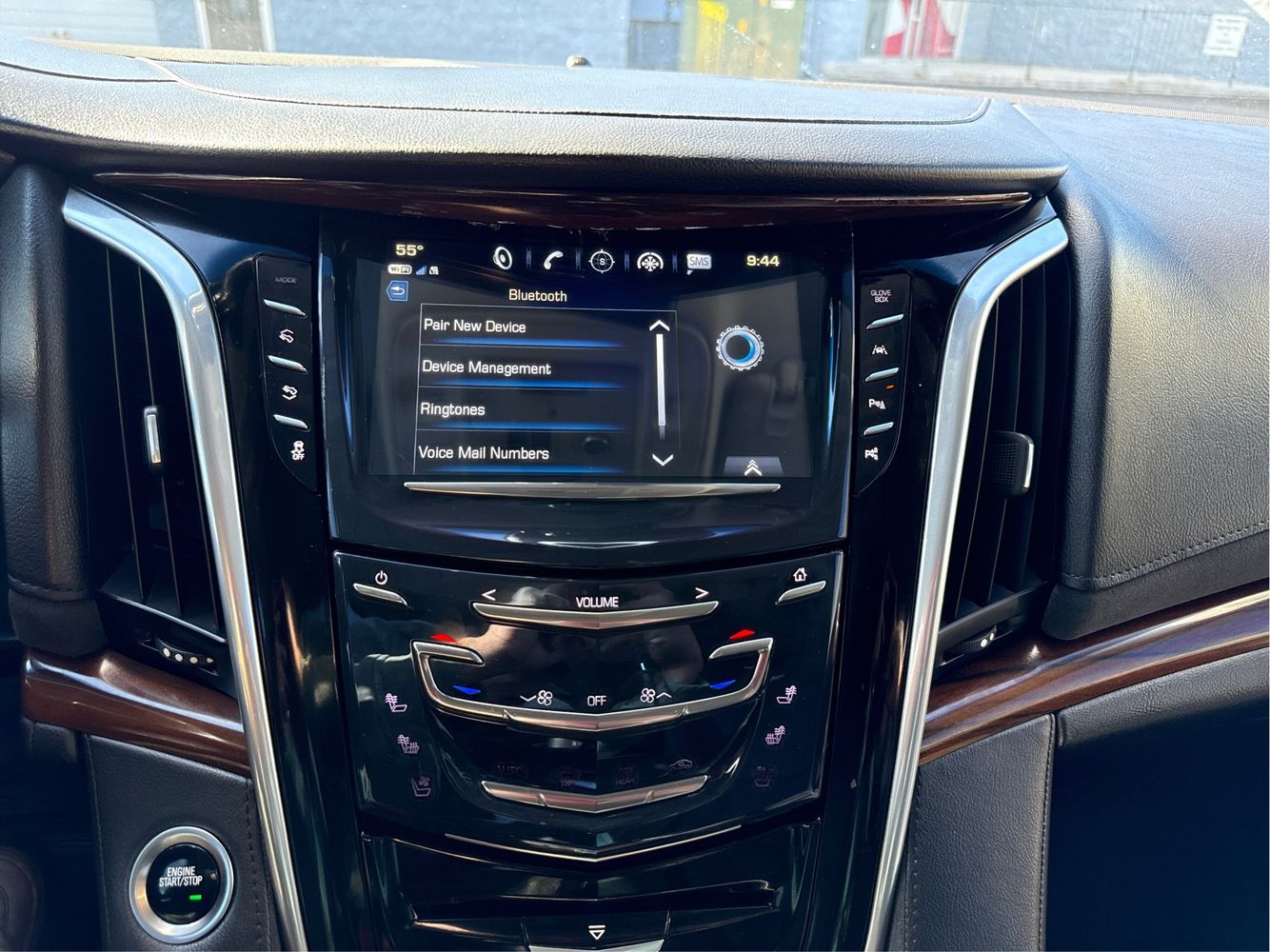 2019 Cadillac Escalade ESV Luxury photo 12