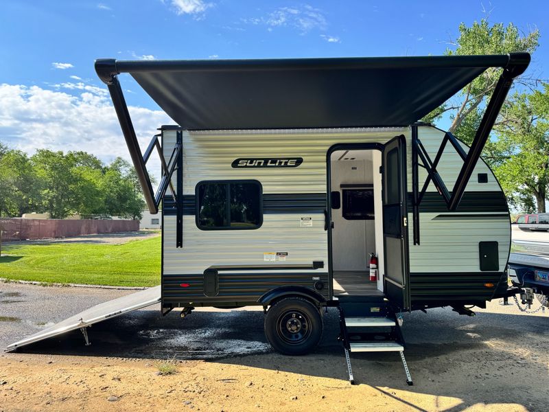 2026 Sunset Park & Rv Inc Sun-lite