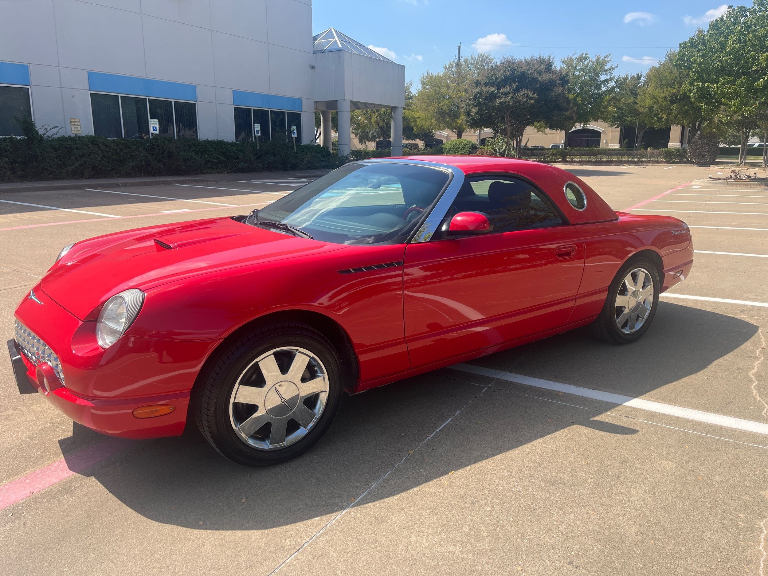 2002 Ford Thunderbird Base photo 5