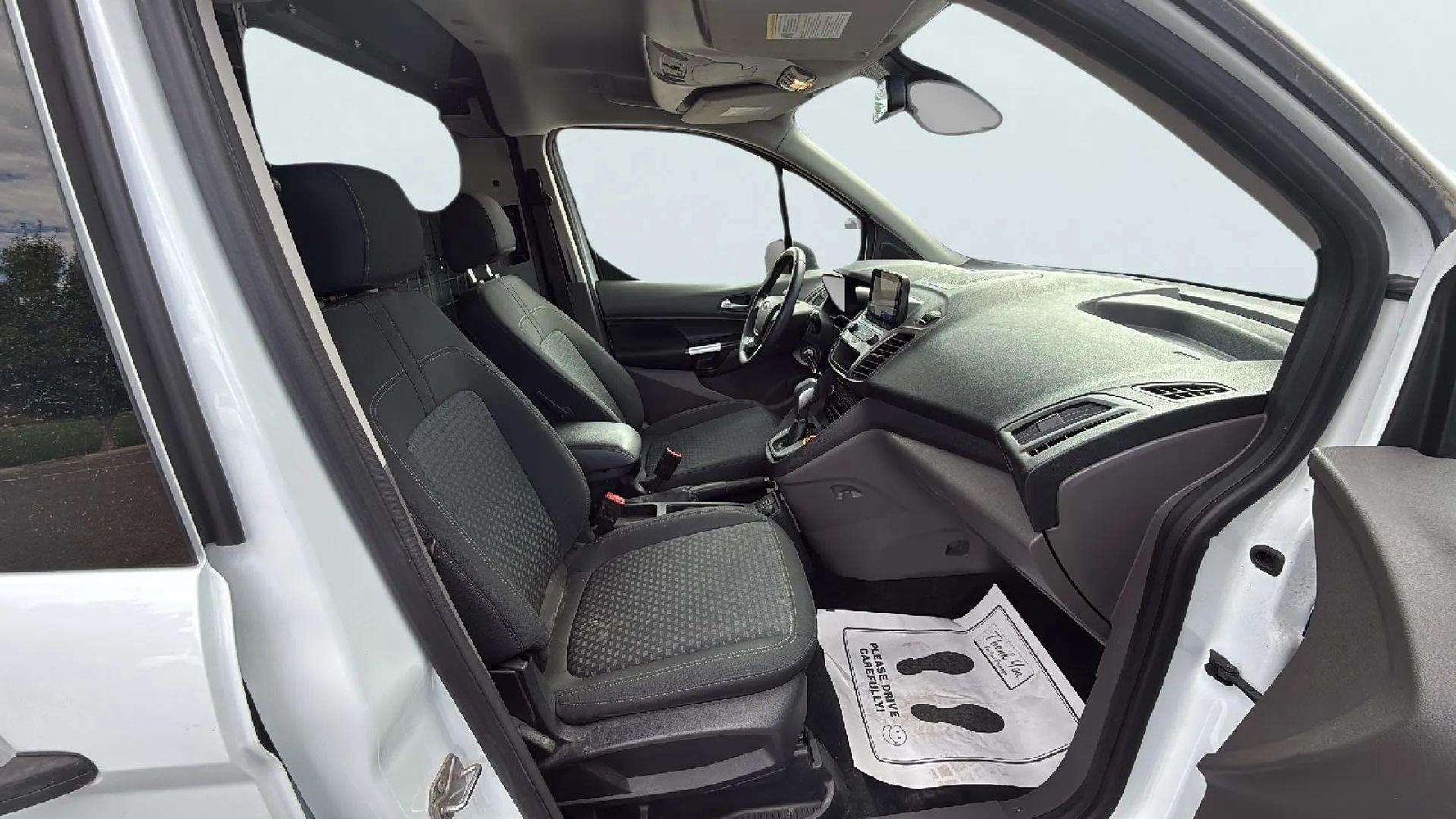 2020 Ford Transit Connect XLT photo 14