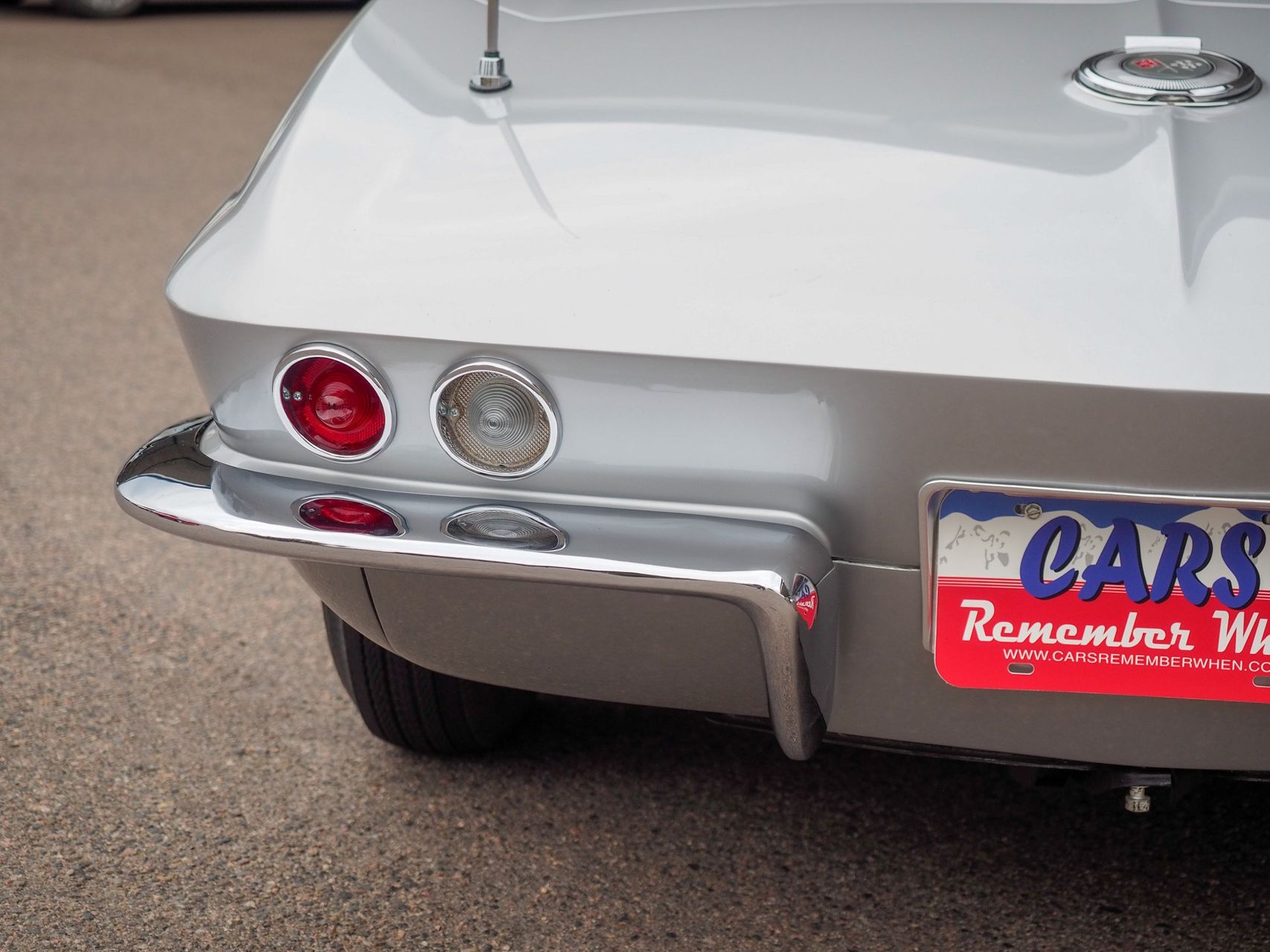 1966 Chevrolet Corvette 34