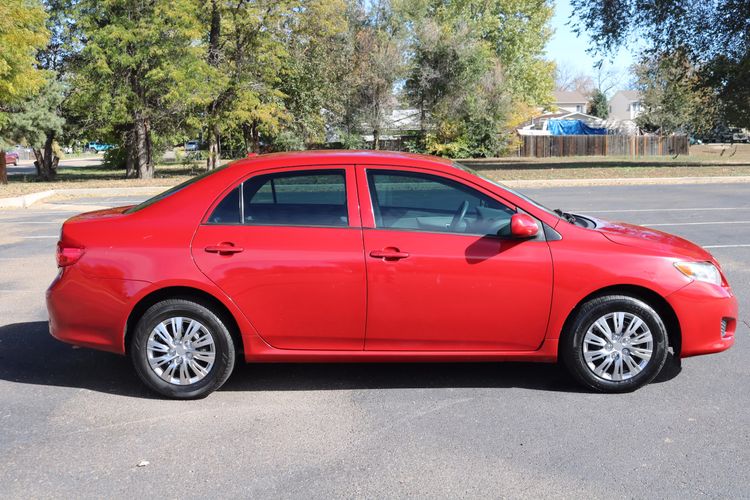 2010 toyota corolla in red hi-res stock photography and images - Alamy