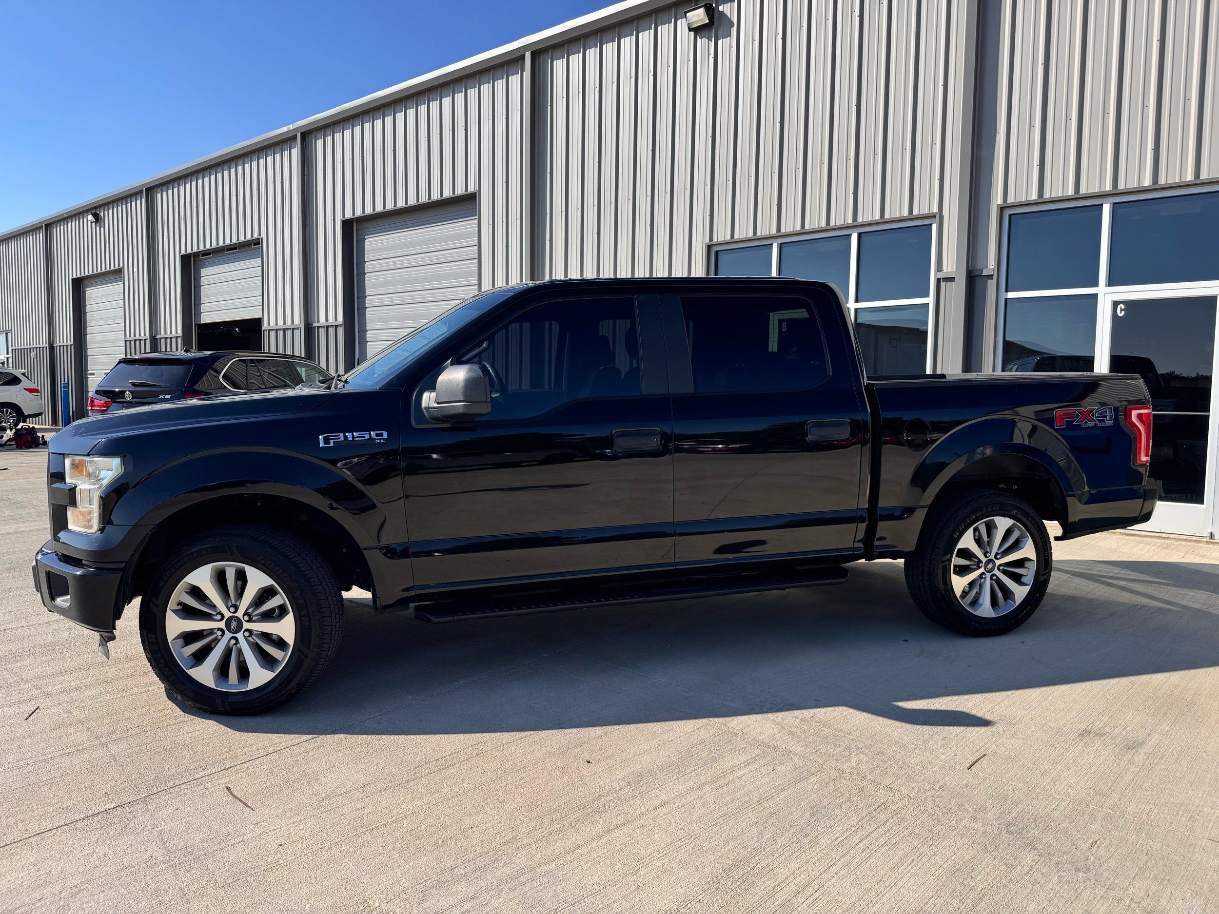 2017 Ford F-150 XL photo 3
