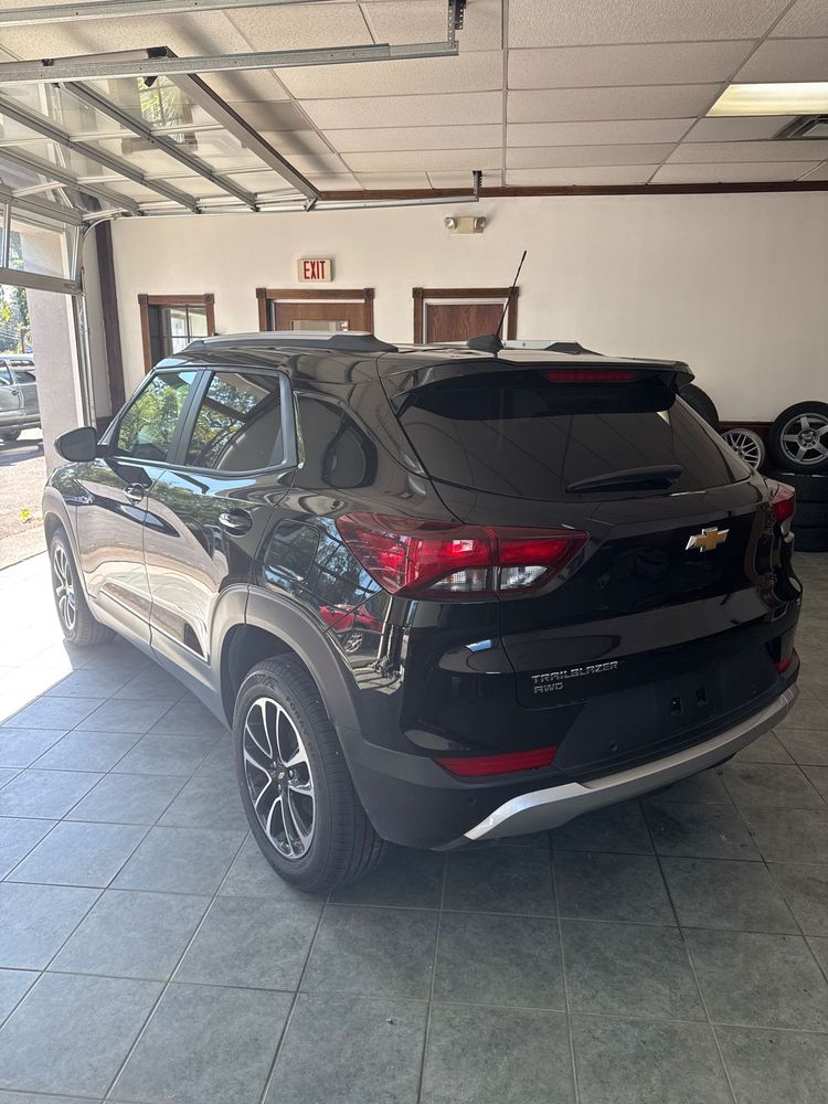 2024 Chevrolet Trailblazer LT photo 4