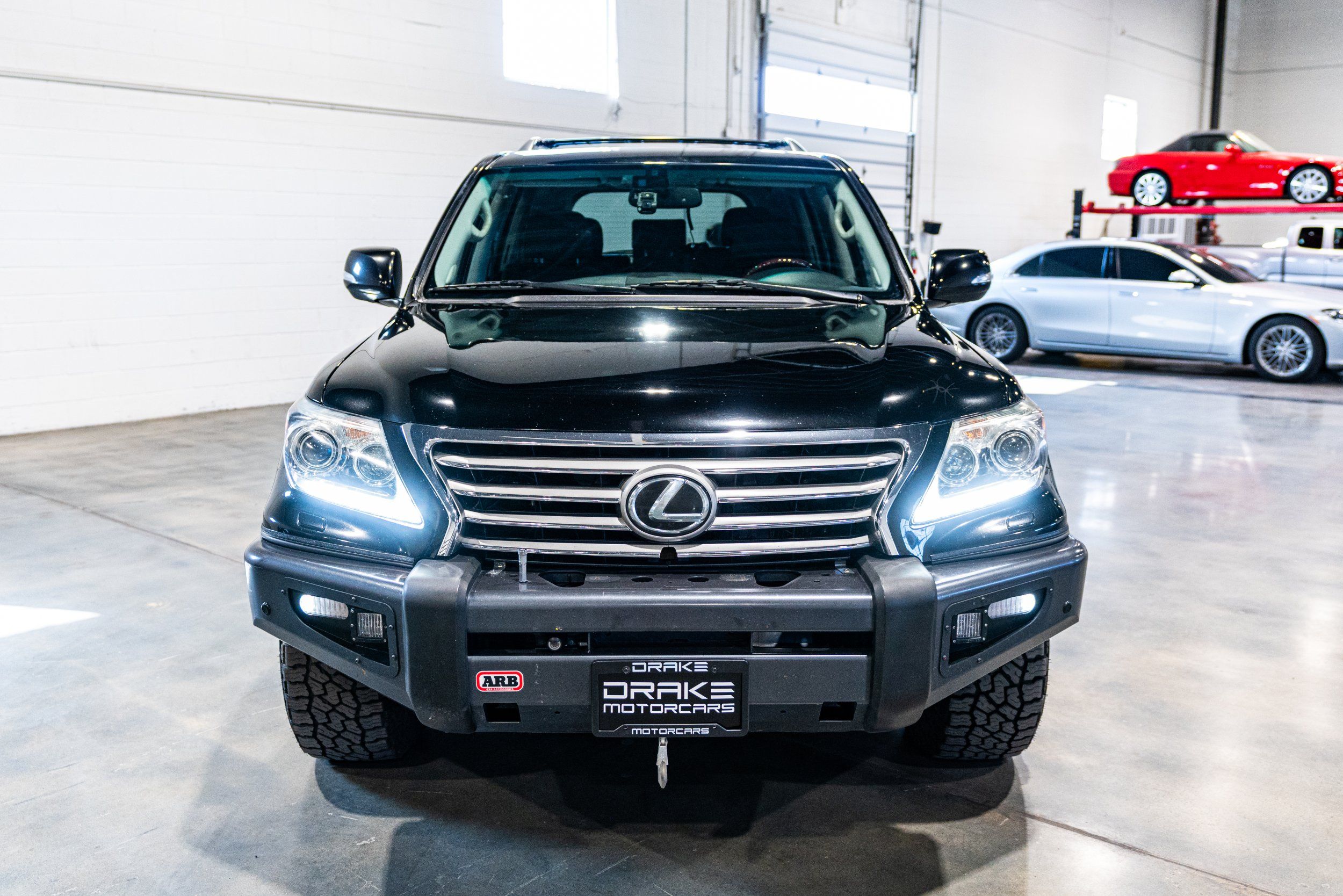 2013 Lexus LX 570, photo 8