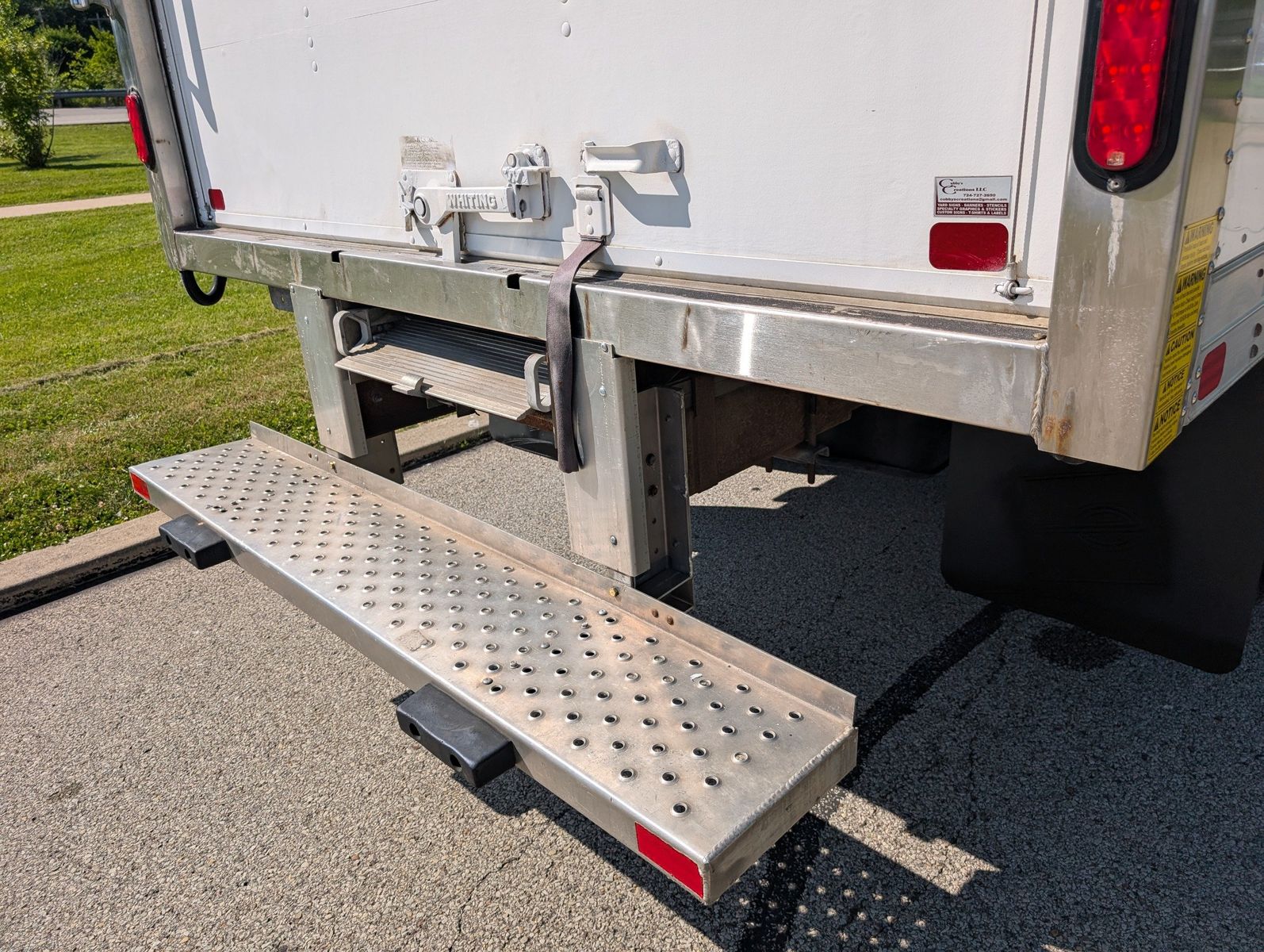2022 Ram 4500 16' Box Truck 29