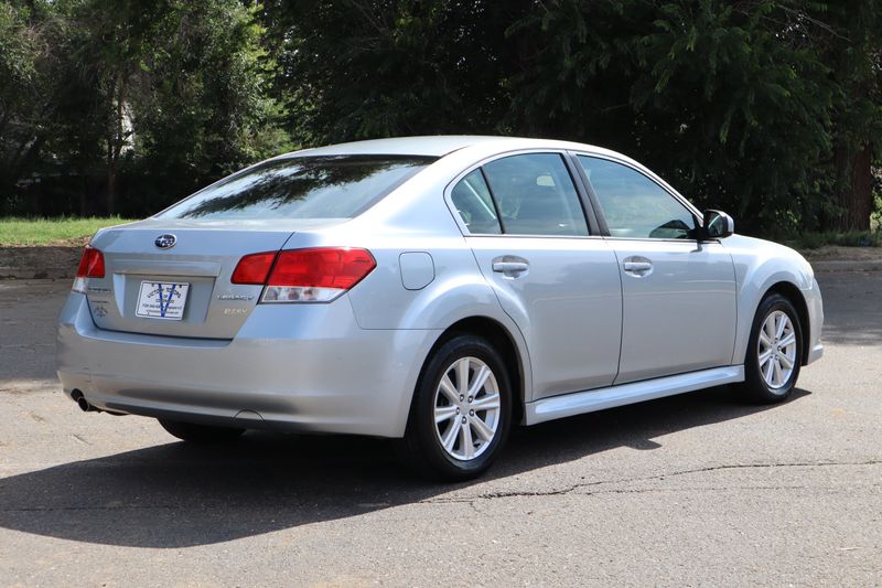 2012 Subaru Legacy 2.5i Premium | Victory Motors of Colorado