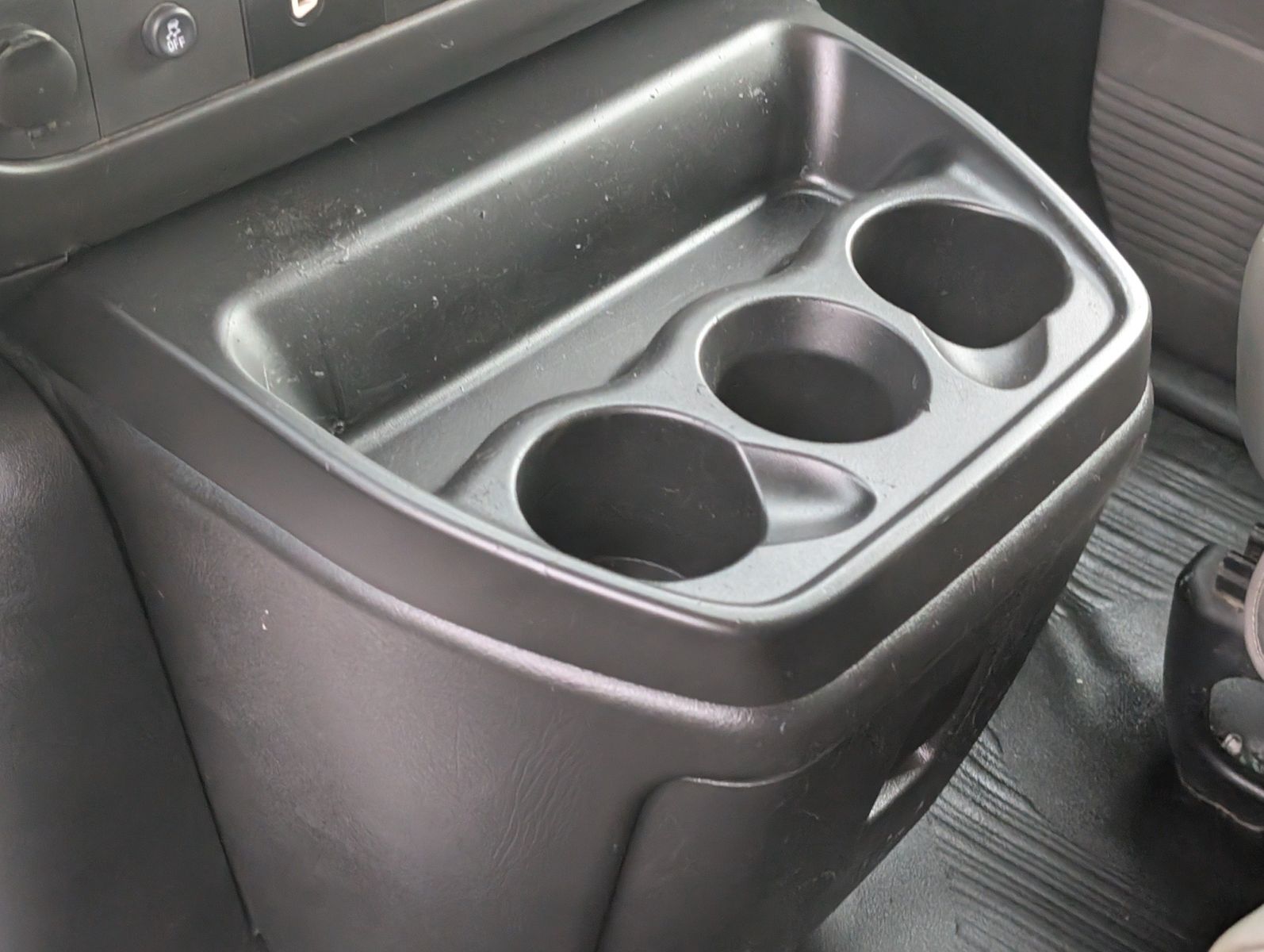 2018 GMC Savana Cargo 24