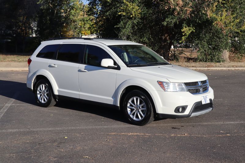 2015 Dodge Journey Photos