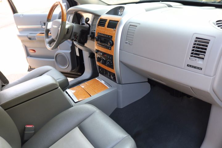 2007 Chrysler Aspen Limited | Victory Motors of Colorado