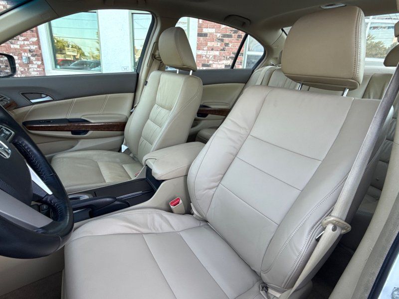 2009 Honda Accord EX-L photo 12