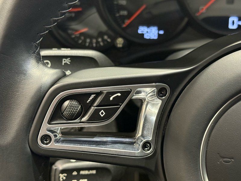 2017 Porsche 911 Carrera GTS, photo 26