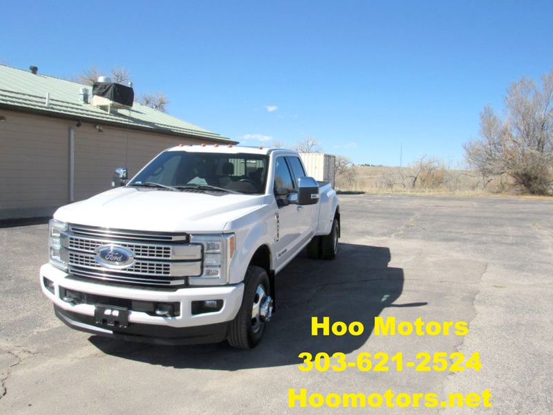 2017 Ford F-350 Super Duty Platinum Crew Cab LB DRW 4WD