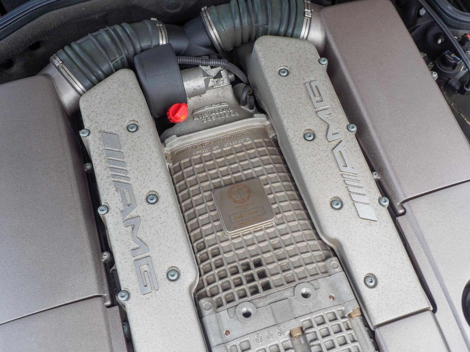 2004 Mercedes-Benz SL-Class 42