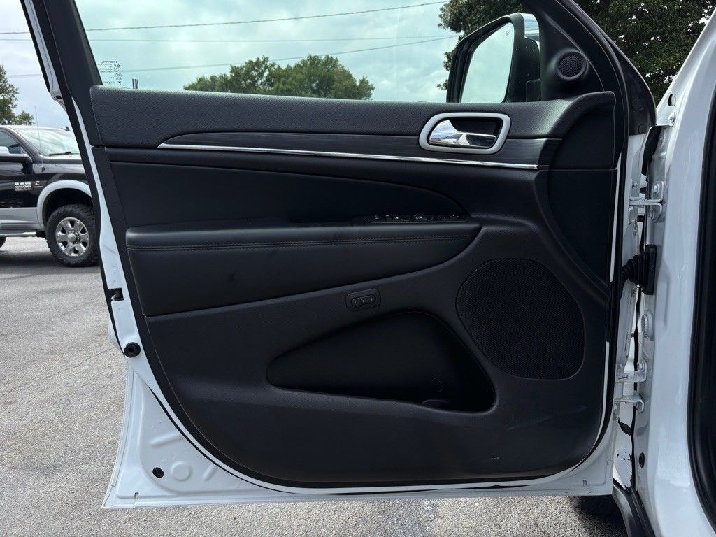 2021 Jeep Grand Cherokee Limited photo 9