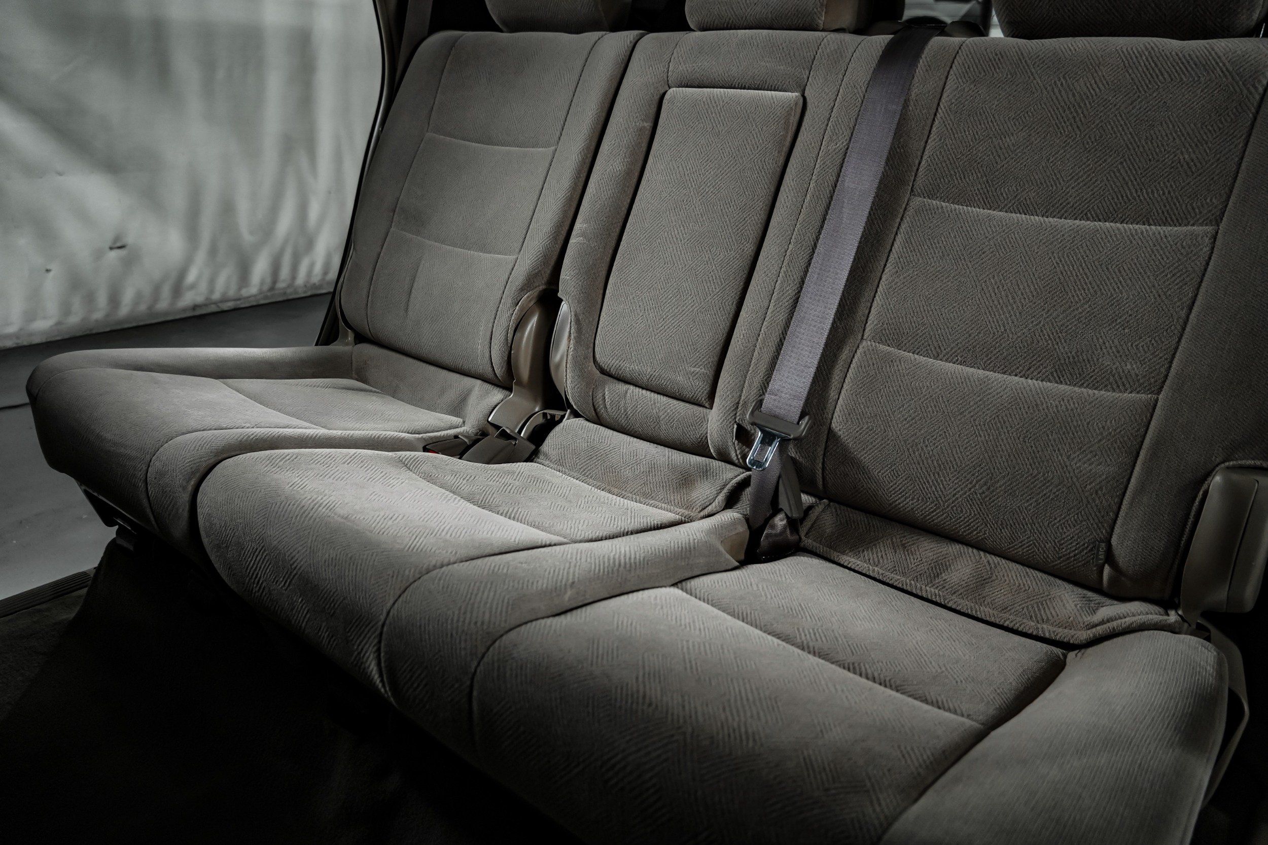 2004 Toyota Sequoia SR5 - Photo 30