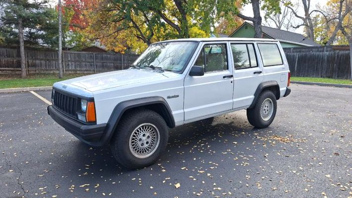 1995 Jeep Cherokee SE
