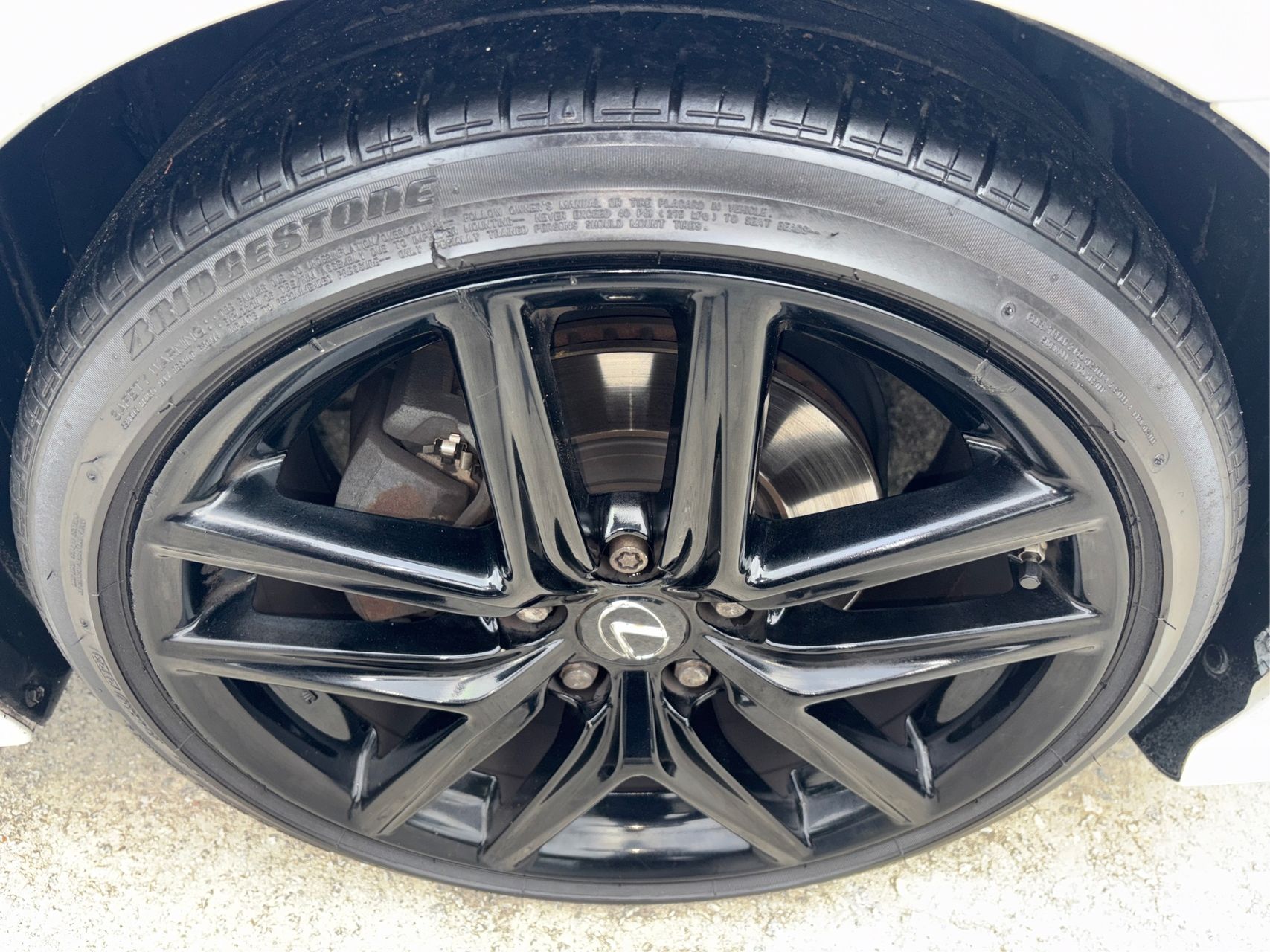 Lexus IS photo 16