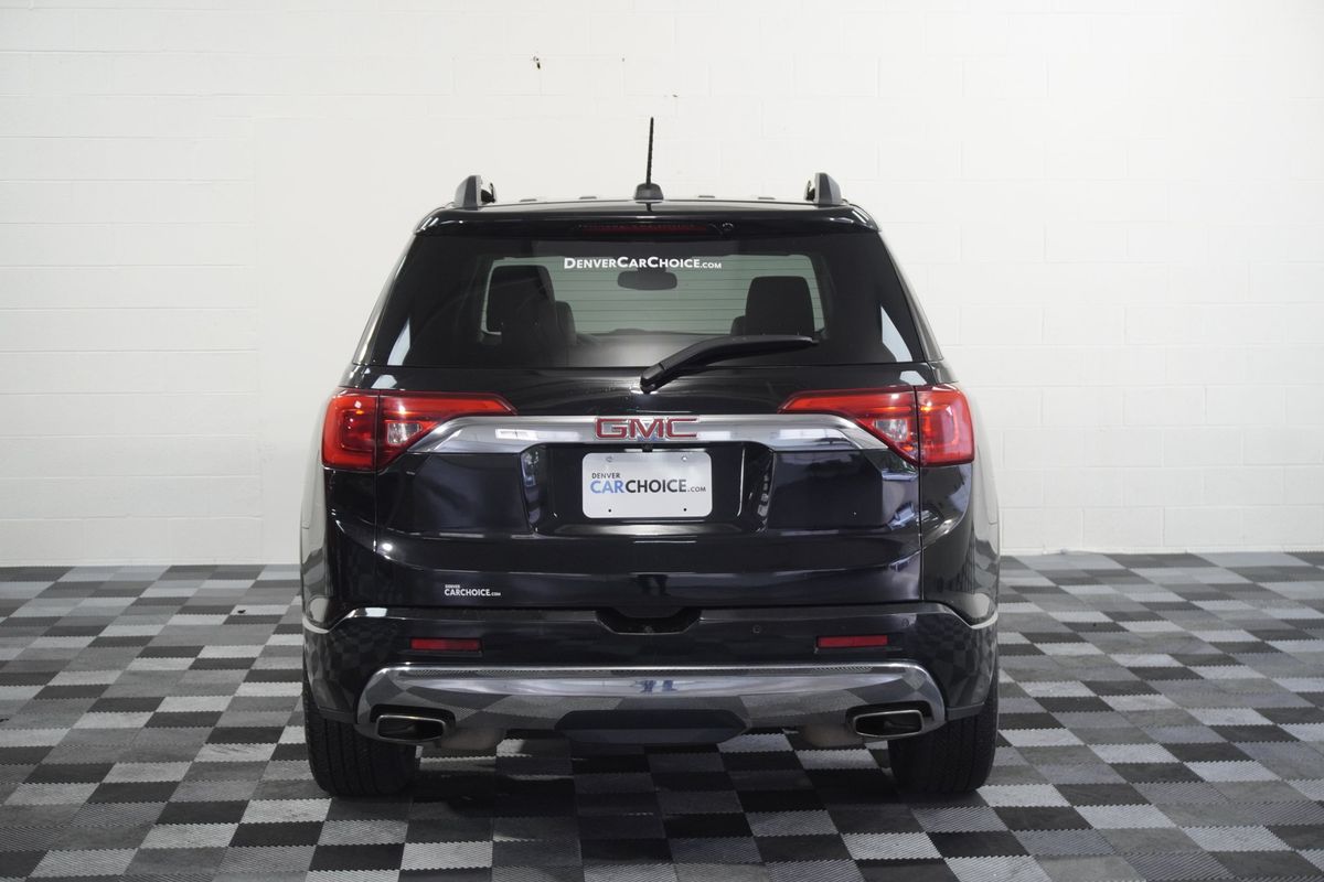 2017 GMC Acadia Denali