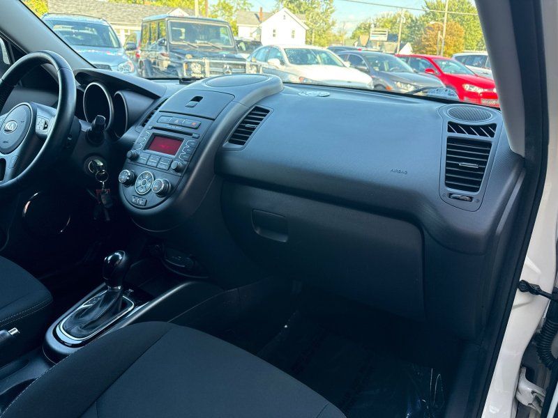 2013 Kia Soul photo 17