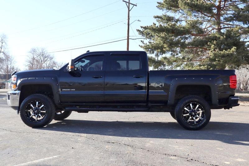 2016 Chevrolet Silverado 2500HD Photos