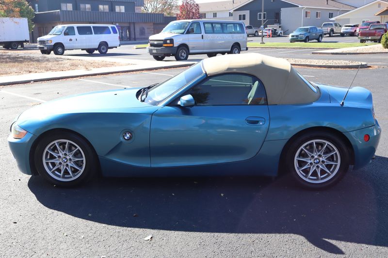 2004 BMW Z4 2.5i | Victory Motors of Colorado