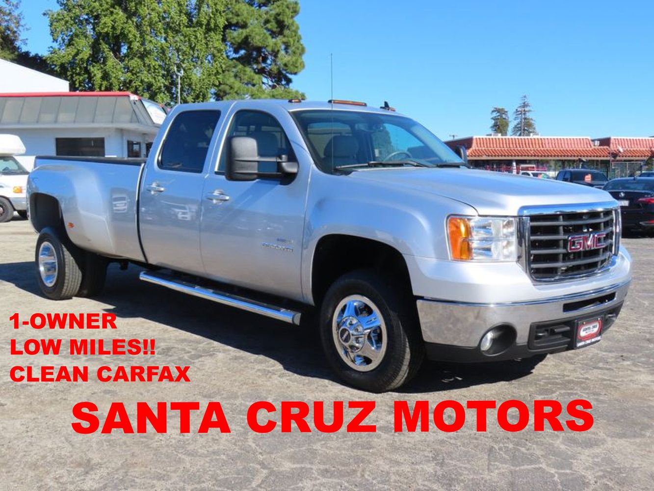 2010 GMC Sierra SLT's photo