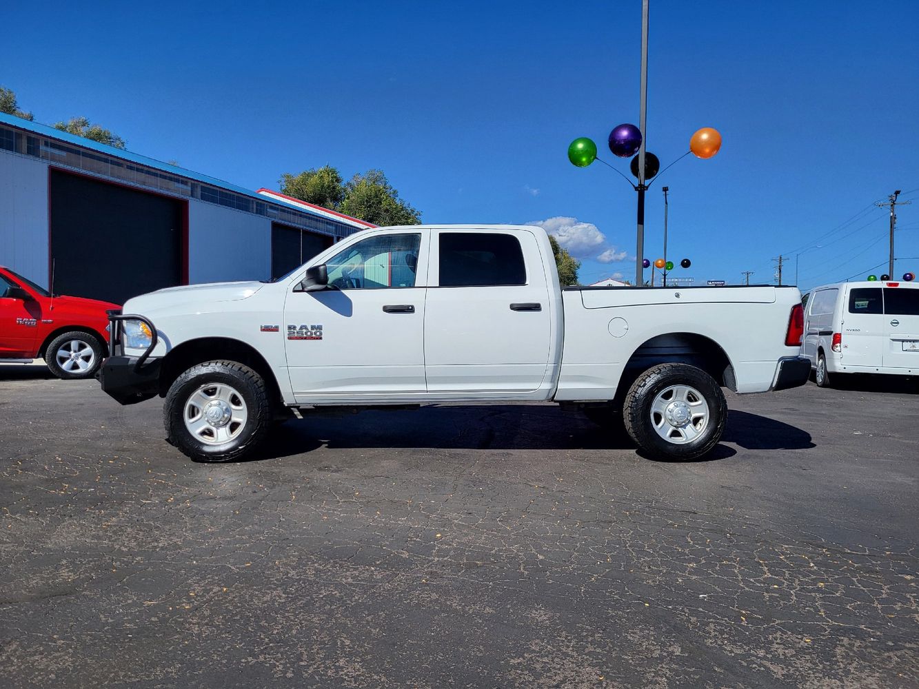 2017 Ram 2500 Tradesman photo 2