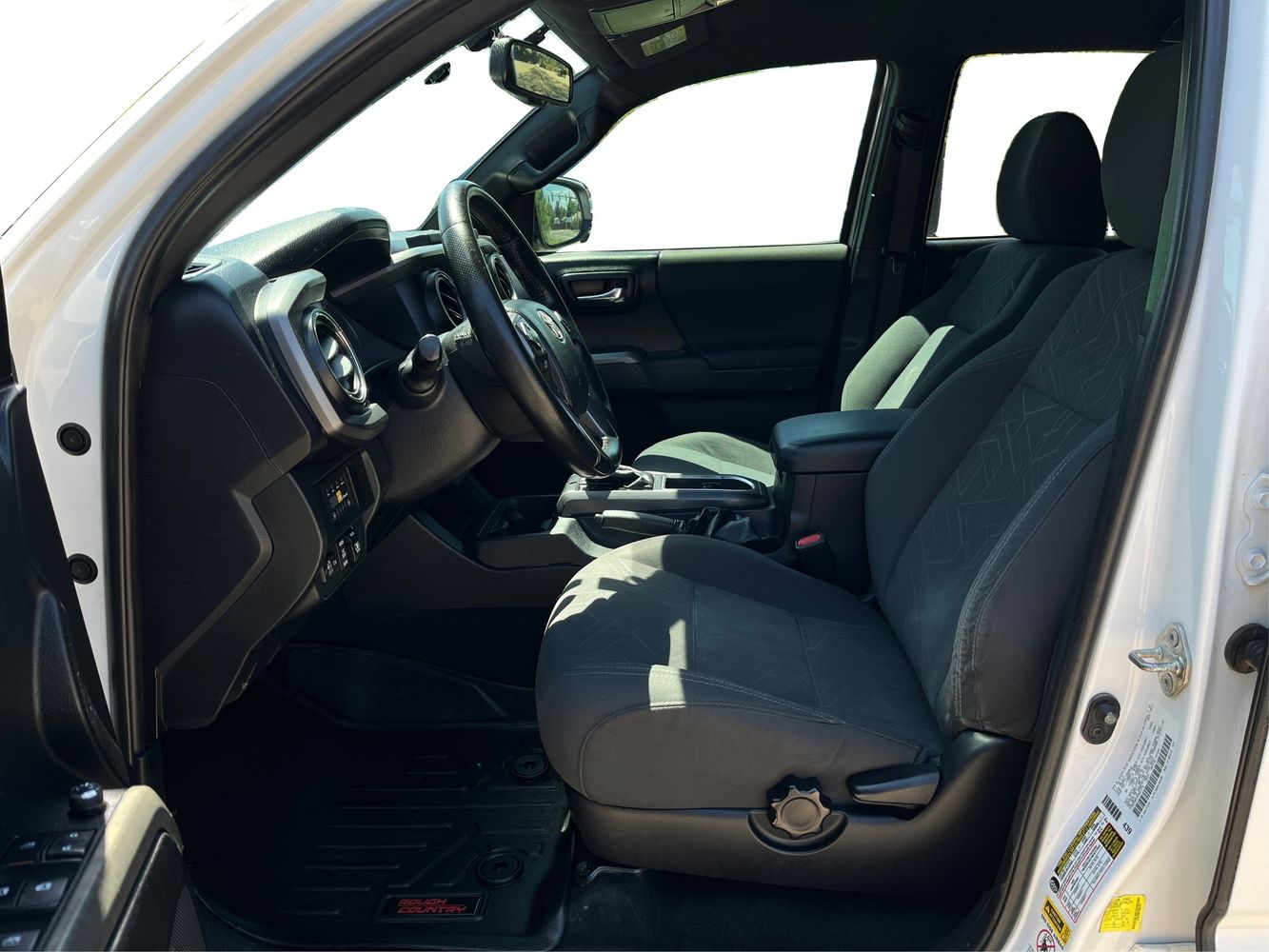 2017 Toyota Tacoma TRD Sport - Photo 9