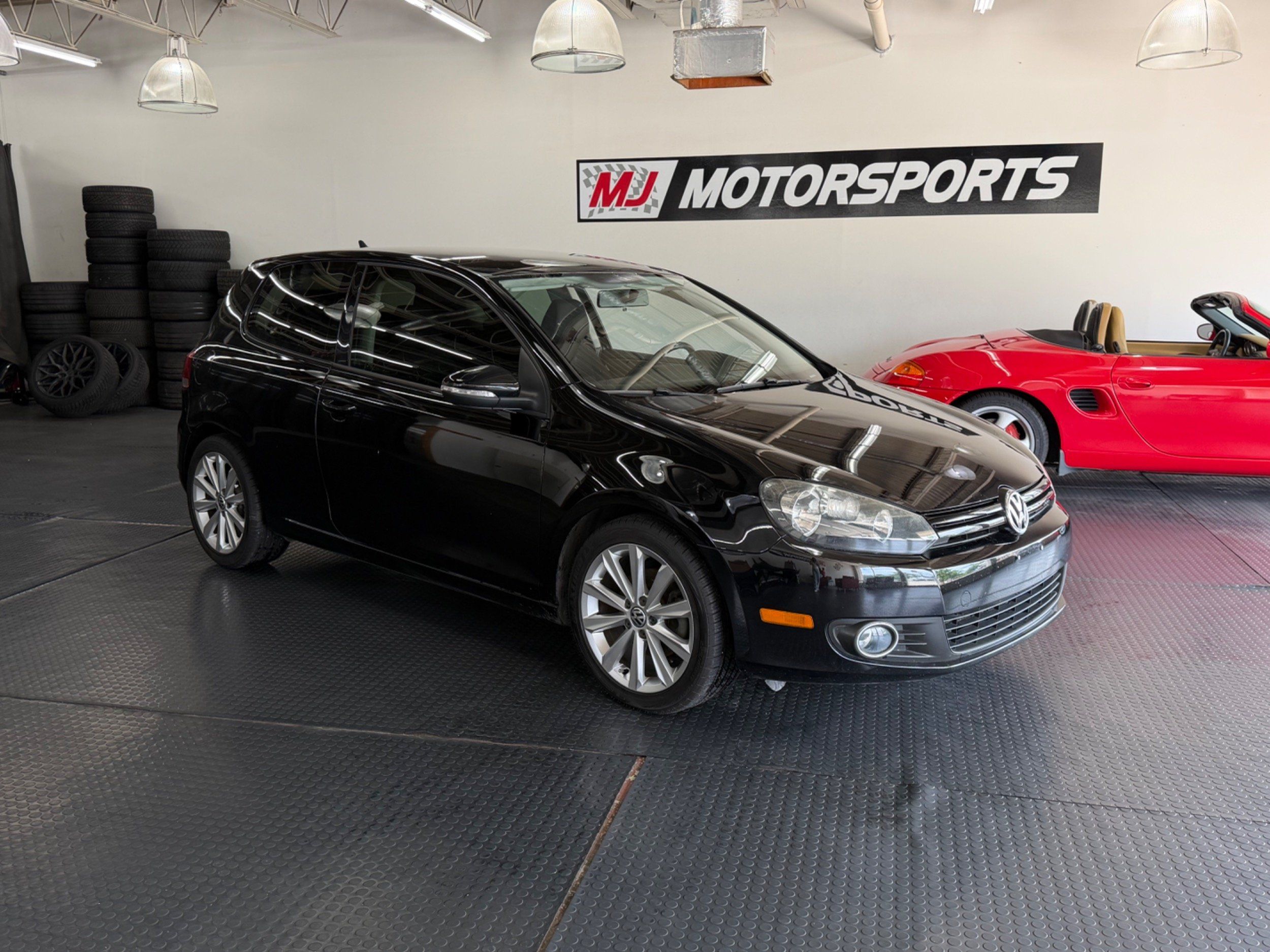 2012 Volkswagen Golf 2-door TDI's photo