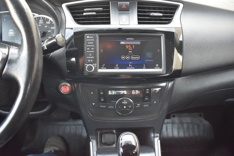 2019 Nissan Sentra SV - Photo 11