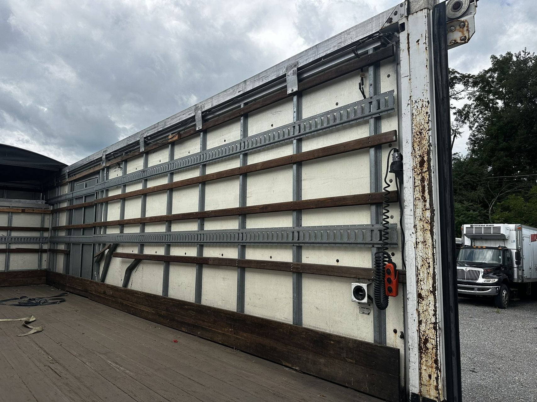 2016 Freightliner M2 106 40