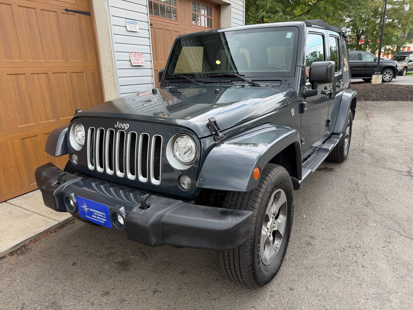 2017 Jeep Wrangler Unlimited Sahara - Photo 8