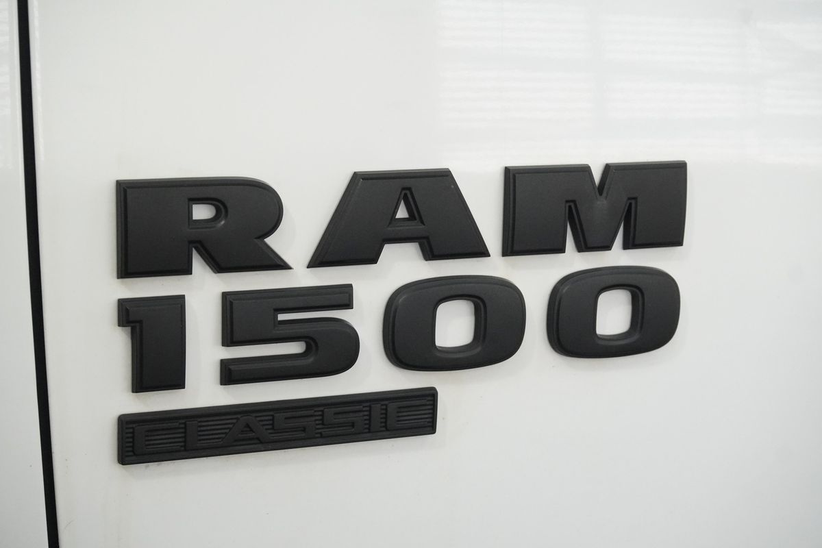 2022 Ram 1500 Classic Warlock Quad Cab 4x4 6'4" Box