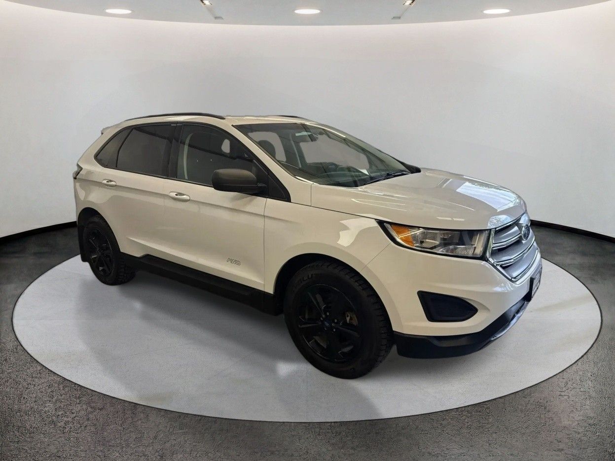 2018 Ford Edge SE - Photo 3
