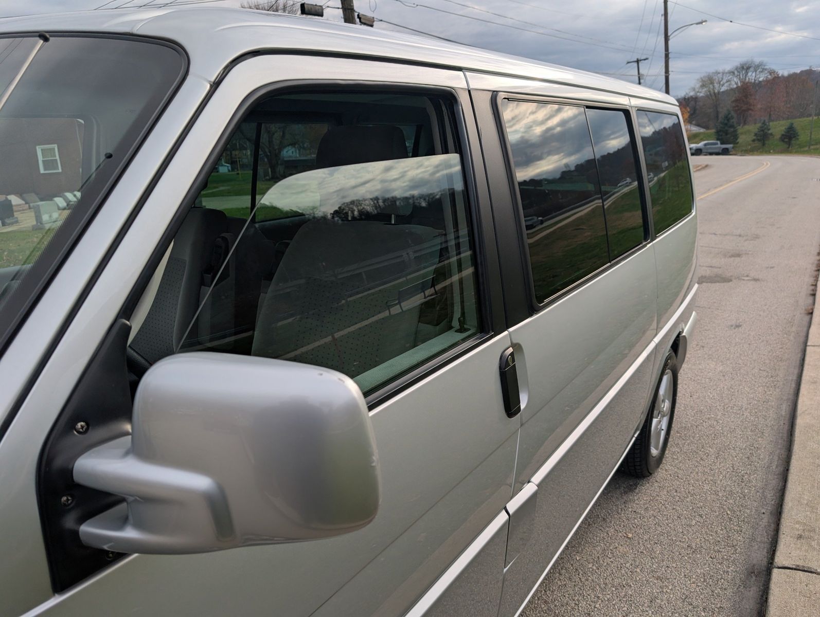 2003 Volkswagen EuroVan 73