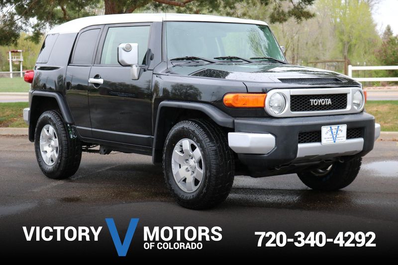 2007 Toyota FJ Cruiser Photos